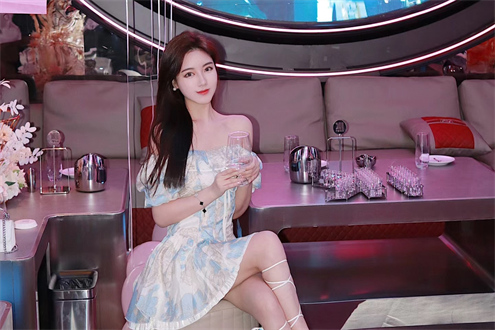 广州伴游直招女WW  丽人  模特  私人场所   单多！