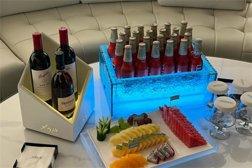 深圳高端ktv招聘男模，直招模特高端场给你想要的生活